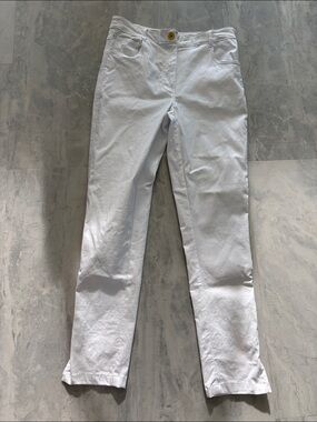 TRUTH by Republic stretch jeans  white  standard five pocket design /zipper NWOT